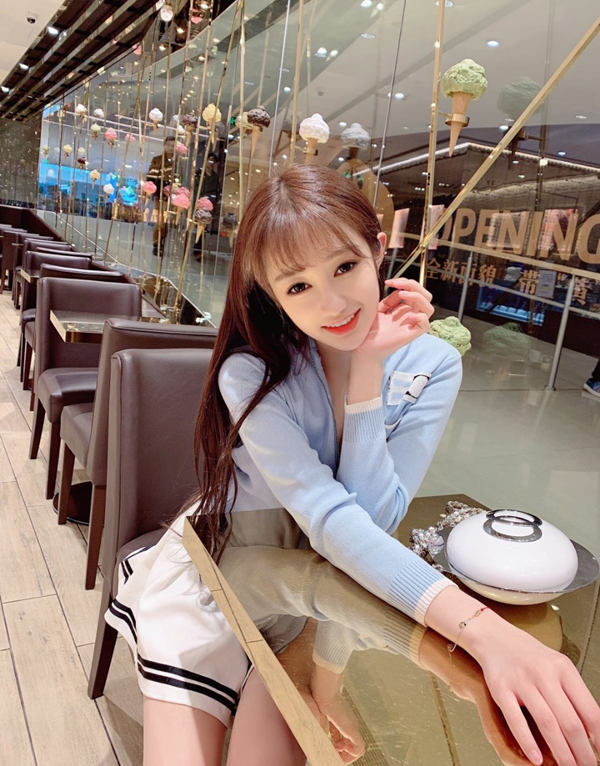 新加坡外围模特经纪人